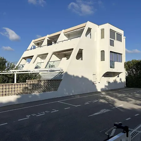 2p Avec Terrasse, Animaux Acceptes, Parking, Climatisation - Fr-1-250-325 Apartment