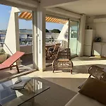 2p Avec Terrasse, Animaux Acceptes, Parking, Climatisation - Fr-1-250-325 Daire Le Grau-du-Roi