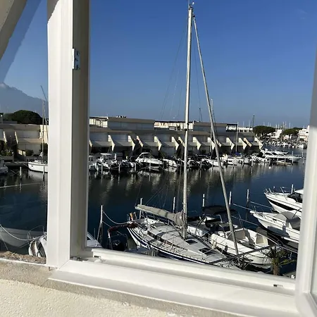 2p Avec Terrasse, Animaux Acceptes, Parking, Climatisation - Fr-1-250-325 Lejlighed