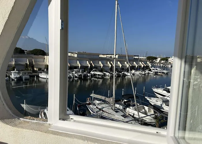 2p Avec Terrasse, Animaux Acceptes, Parking, Climatisation - Fr-1-250-325 Apartamento